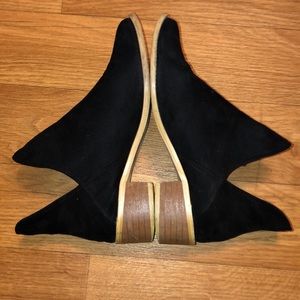 Black Booties with “V” cutout on side size 38